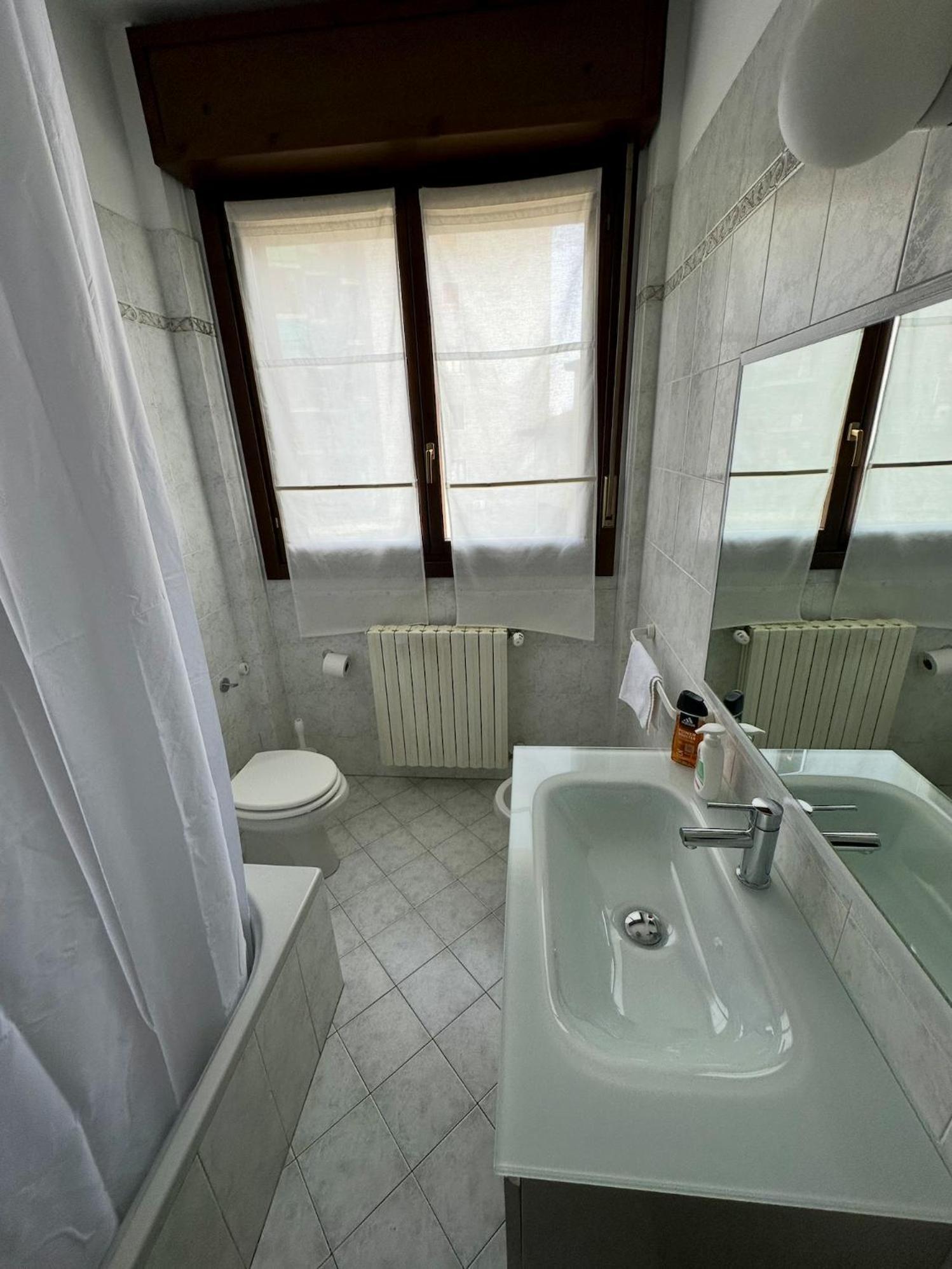 King Apartment Milano Bocconi מראה חיצוני תמונה